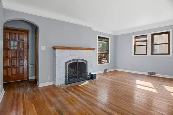 Minneapolis, MN 55419,5630 Pleasant AVE