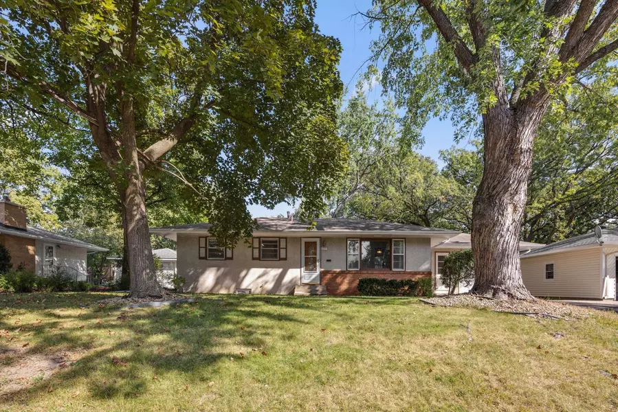 6231 Starlite BLVD NE, Fridley, MN 55432