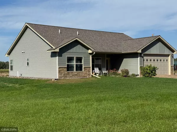 1207 Blossom ST, Ogilvie, MN 56358