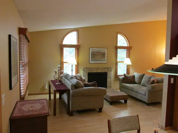 Eagan, MN 55122,4249 Boulder Ridge PT