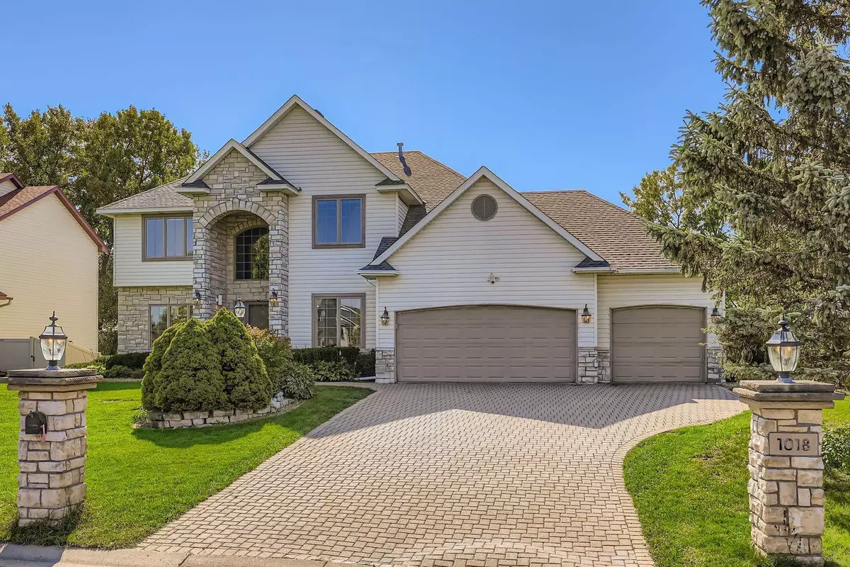 Maplewood, MN 55109,1018 Sextant AVE