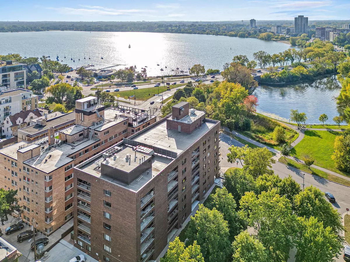 Minneapolis, MN 55408,2885 Knox AVE S #206