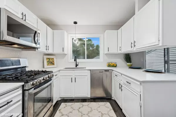 Arden Hills, MN 55112,4478 Arden View CT