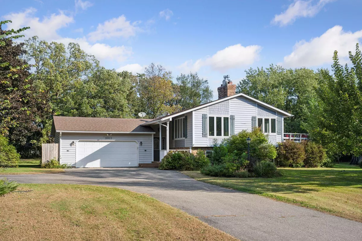 Cold Spring, MN 56320,21922 Oak Heights CIR