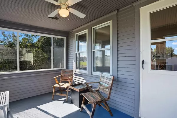 South Saint Paul, MN 55075,1436 5th AVE S