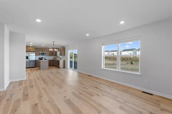 Otsego, MN 55330,7243 Paris AVE NE