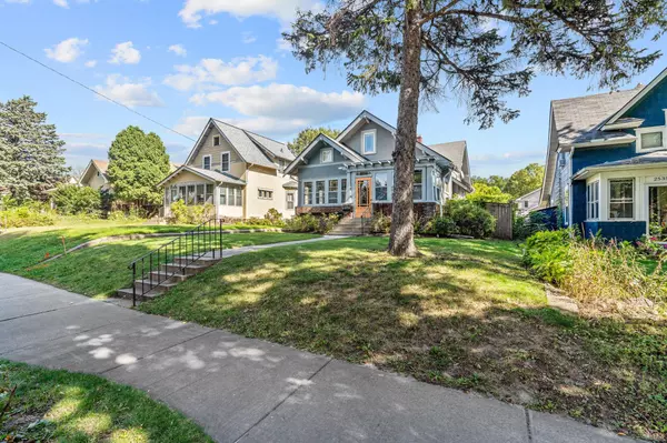 Minneapolis, MN 55418,2539 Ulysses ST NE