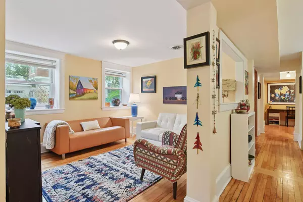 Minneapolis, MN 55410,4300 Linden Hills BLVD #3