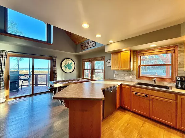 Walker, MN 56484,11387 Grouse LOOP NW