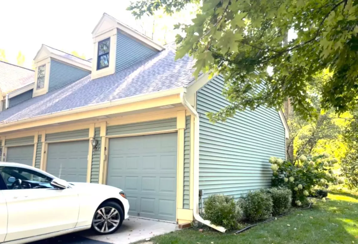 Plymouth, MN 55447,15565 26th AVE N #B