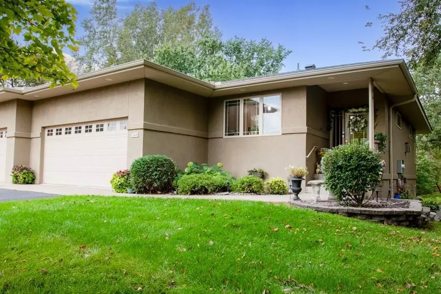 1344 Prairie Creek LN, Monticello, MN 55362