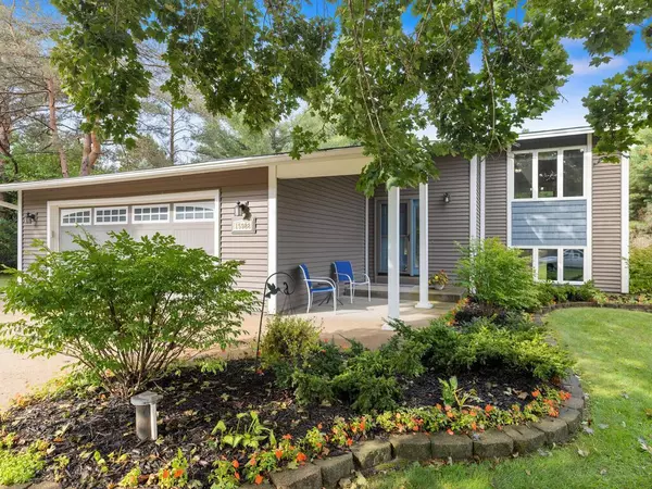 15988 Quinn ST NW, Andover, MN 55304