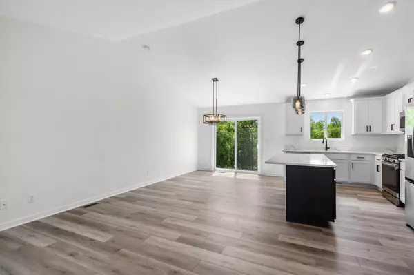 Zimmerman, MN 55398,13048 12th Avenue