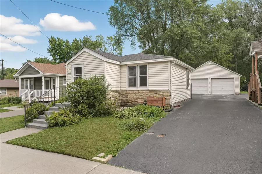 16189 Evanston AVE SE, Prior Lake, MN 55372