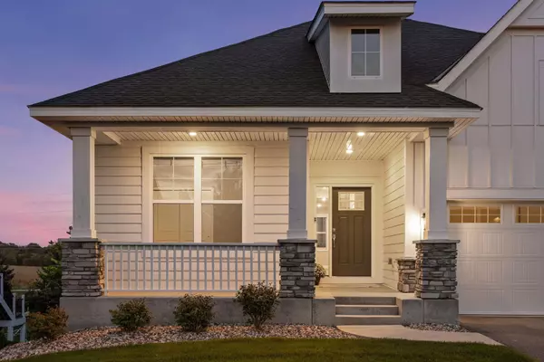 Victoria, MN 55386,9342 Bridle WAY