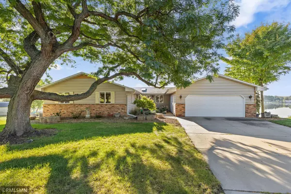 Maplewood, MN 55109,998 Kohlman CT
