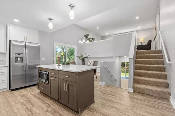 Maple Grove, MN 55311,7247 Quantico LN N