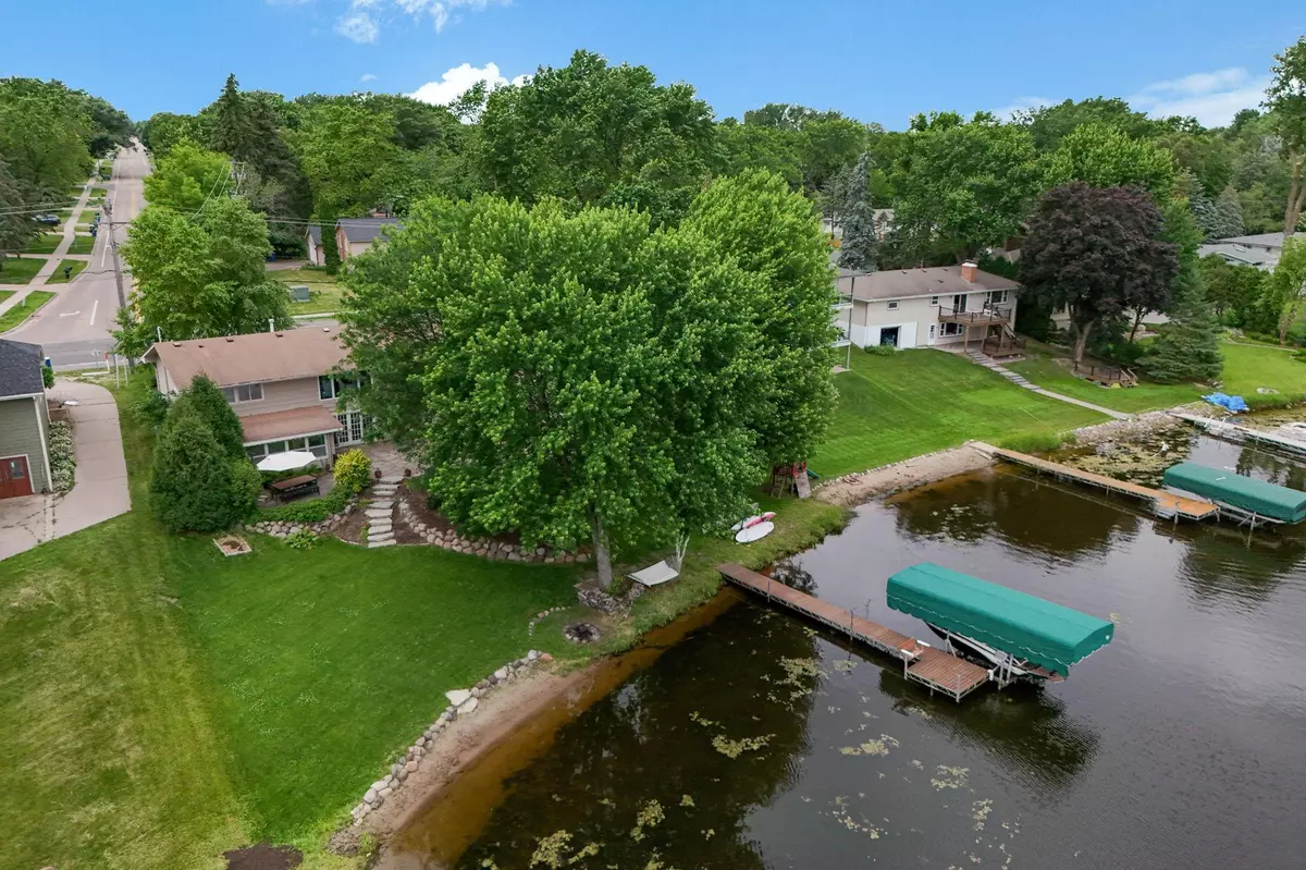 New Brighton, MN 55112,2001 Long Lake RD