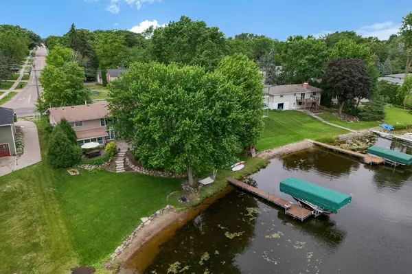 2001 Long Lake RD, New Brighton, MN 55112