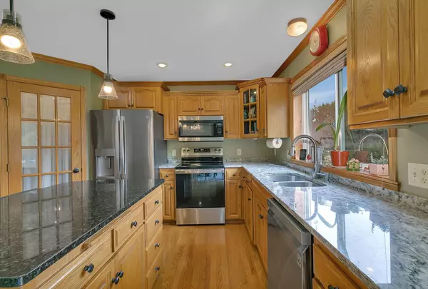 Saint Cloud, MN 56303,1806 Case LN