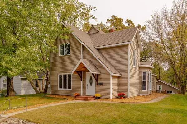 511 Douglas ST, Alexandria, MN 56308