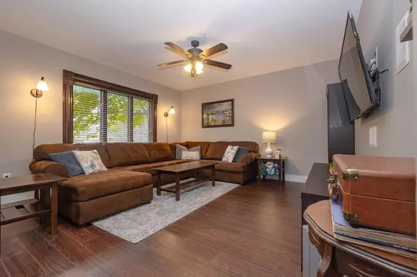 Alexandria, MN 56308,511 Douglas ST