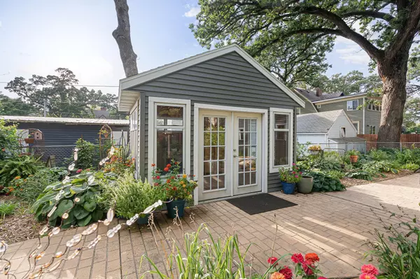 Austin, MN 55912,406 8th PL NW