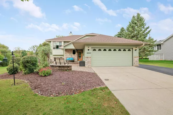 19353 Eureka CT, Farmington, MN 55024