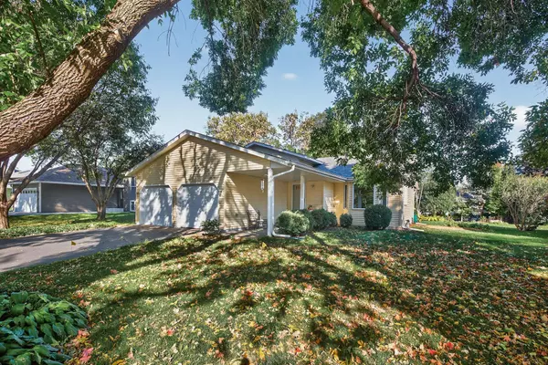 Woodbury, MN 55125,1311 Fallbrook LN