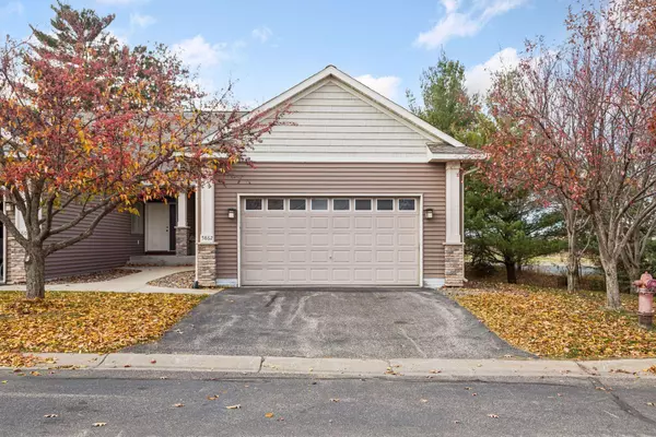 5862 Oakgreen CT N, Oak Park Heights, MN 55082