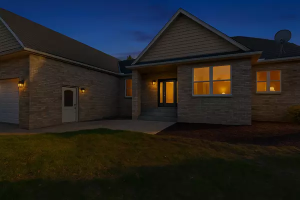 Chisago City, MN 55069,3731 Rush Lake RD