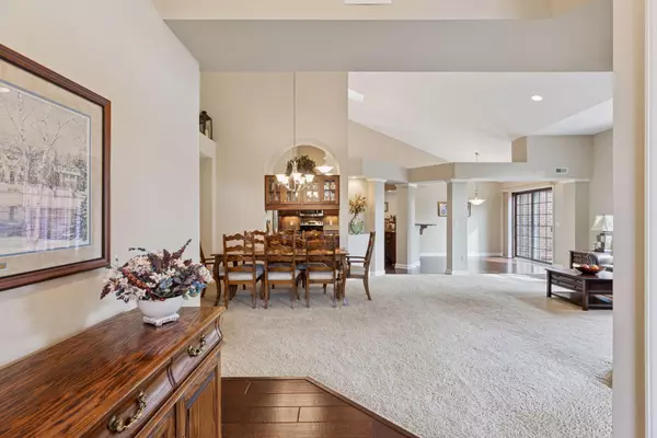 Hudson, WI 54016,261 W Canyon DR