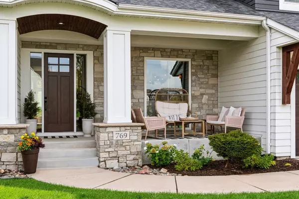 Medina, MN 55340,769 Woodland Hill CT