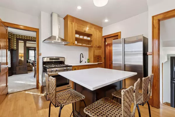 Minneapolis, MN 55407,3233 Cedar AVE S