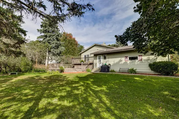 Arden Hills, MN 55112,1575 McClung DR