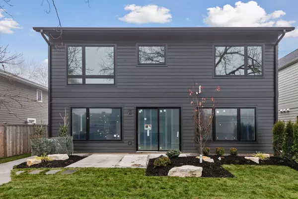 Edina, MN 55424,6132 Oaklawn AVE