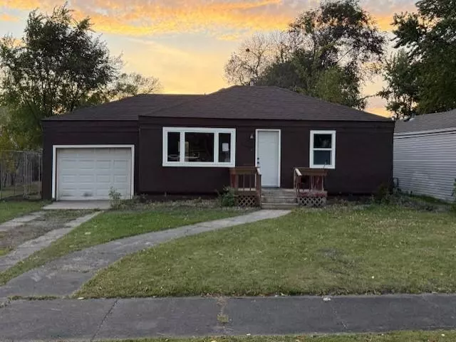705 9th ST N, Wahpeton, ND 58075