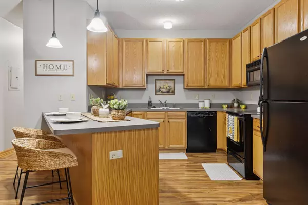 Minneapolis, MN 55406,2530 E 34th ST #111