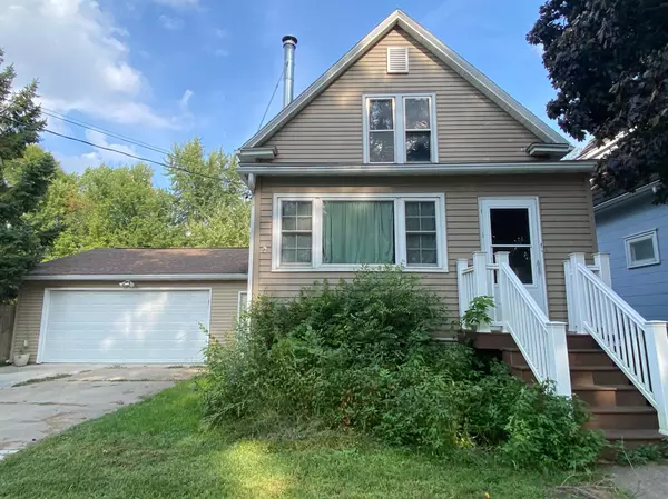 Albert Lea, MN 56007,314 Winter AVE