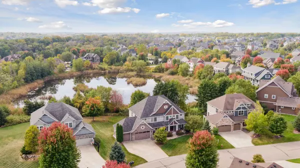 North Oaks, MN 55127,8 Leaf Wing DR