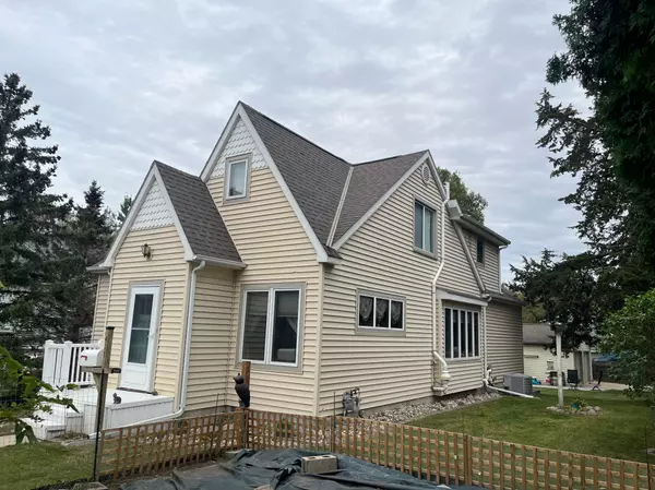 411 13th ST SW, Willmar, MN 56201