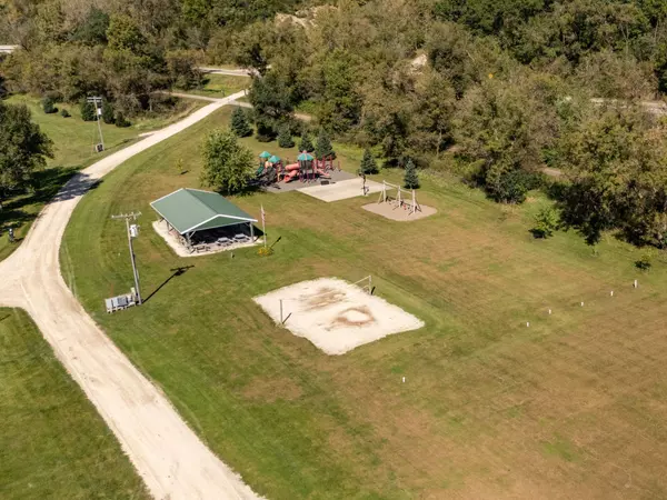 Lanesboro, MN 55949,25276 Highway 250