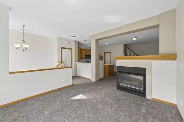 Fridley, MN 55432,211 Christenson WAY NE