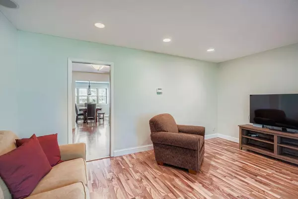 Bloomington, MN 55437,9728 Palmer CIR