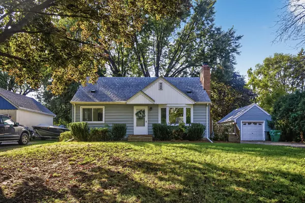 Arden Hills, MN 55112,1960 Glenpaul AVE