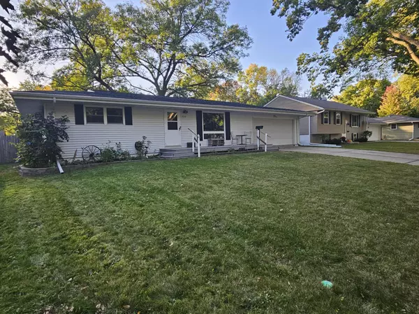 Hutchinson, MN 55350,724 Southview DR SW