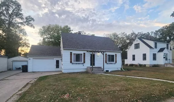 Detroit Lakes, MN 56501,1118 Phinney AVE