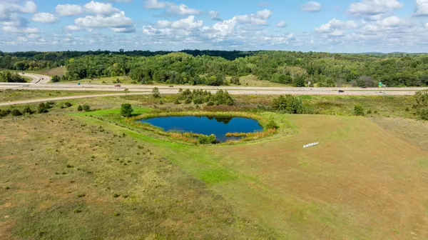 Hudson, WI 54016,685 Darnold DR