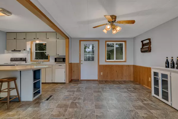 Grey Eagle, MN 56336,208 Cedar ST N
