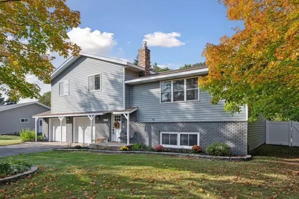 Sartell, MN 56377,379 15th ST N